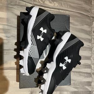 Girls Softball Cleats Size 2